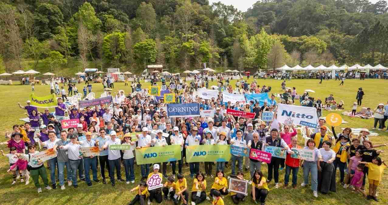 人生就是博致力永续平衡发展，，，，第14年入选DJSI世界指数成分股（DJSI World），，，，在全球顶尖电子设备仪器组件产业展现卓越的永续竞争力，，，，获国际指数肯定